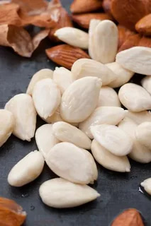 فروش بادام درختی پوست نازک + قیمت خرید به صرفه